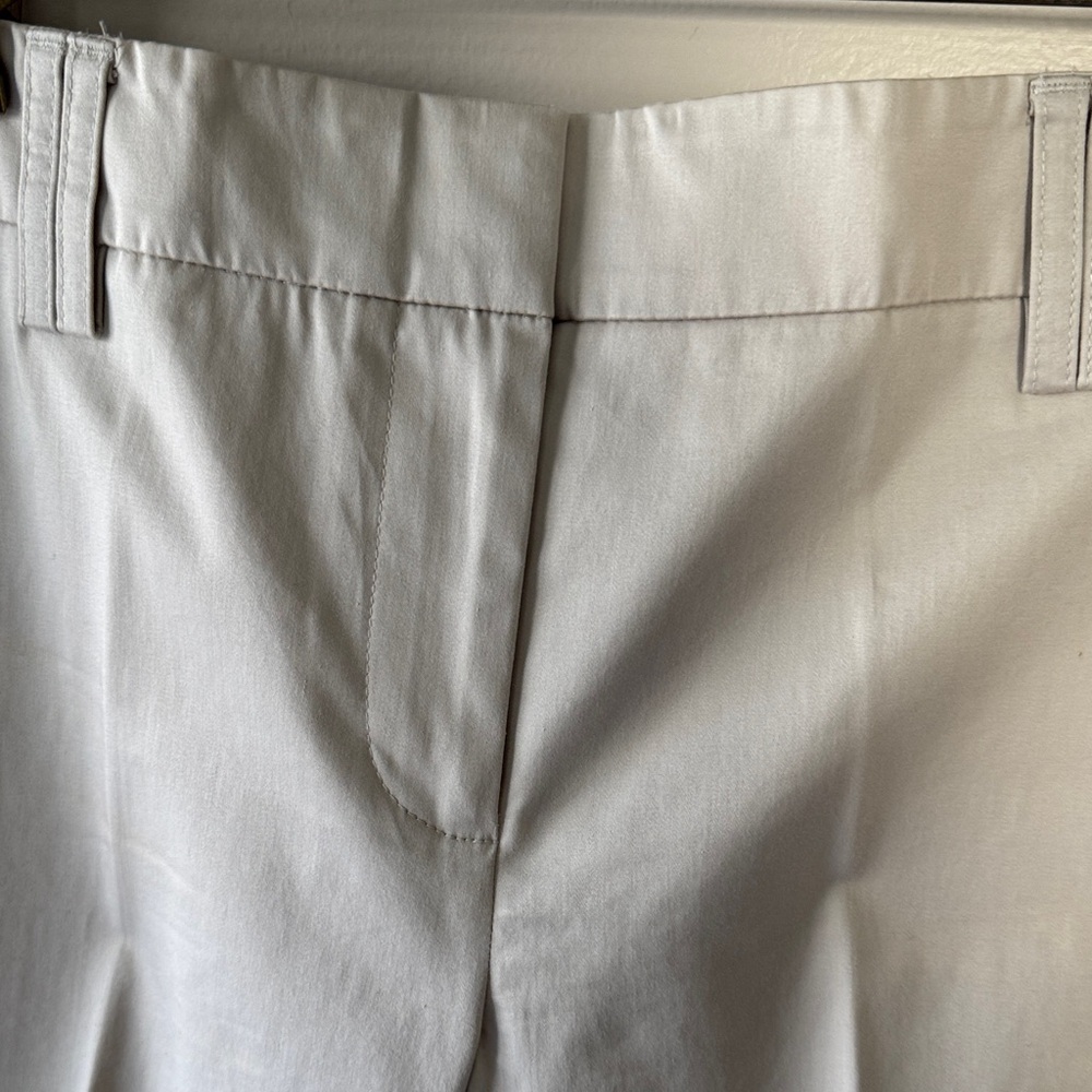Bundle of 3 Ann Taylor Loft Capris Pants in Mauve Taupe, Cream, and Navy - Picture 7 of 16